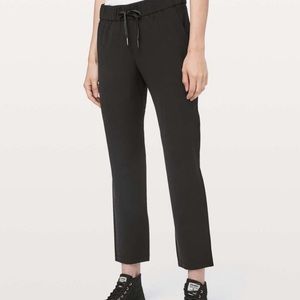 Lululemon Black On The Fly Pant size 6